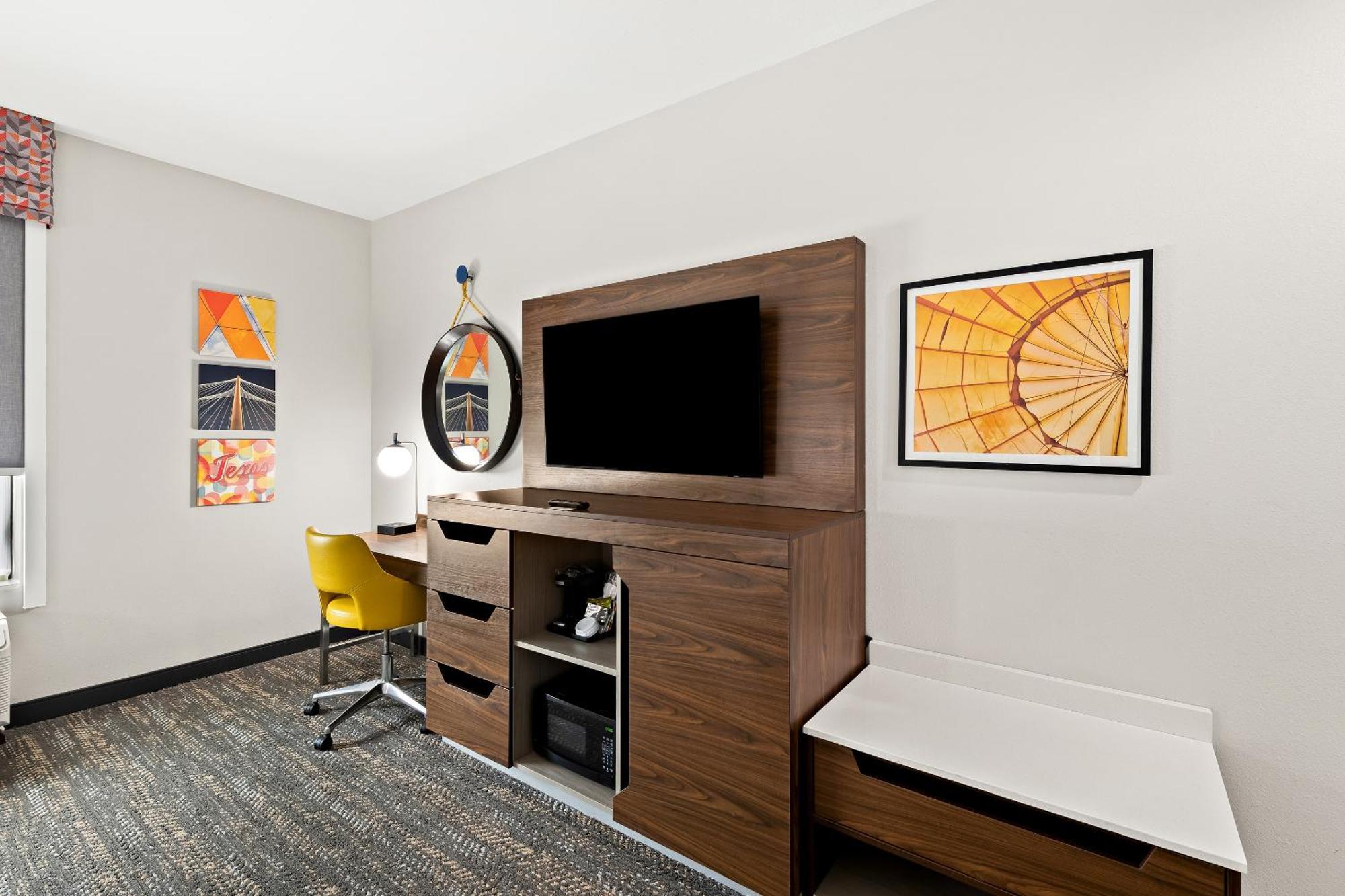 Hampton Inn لونغفيو المظهر الخارجي الصورة