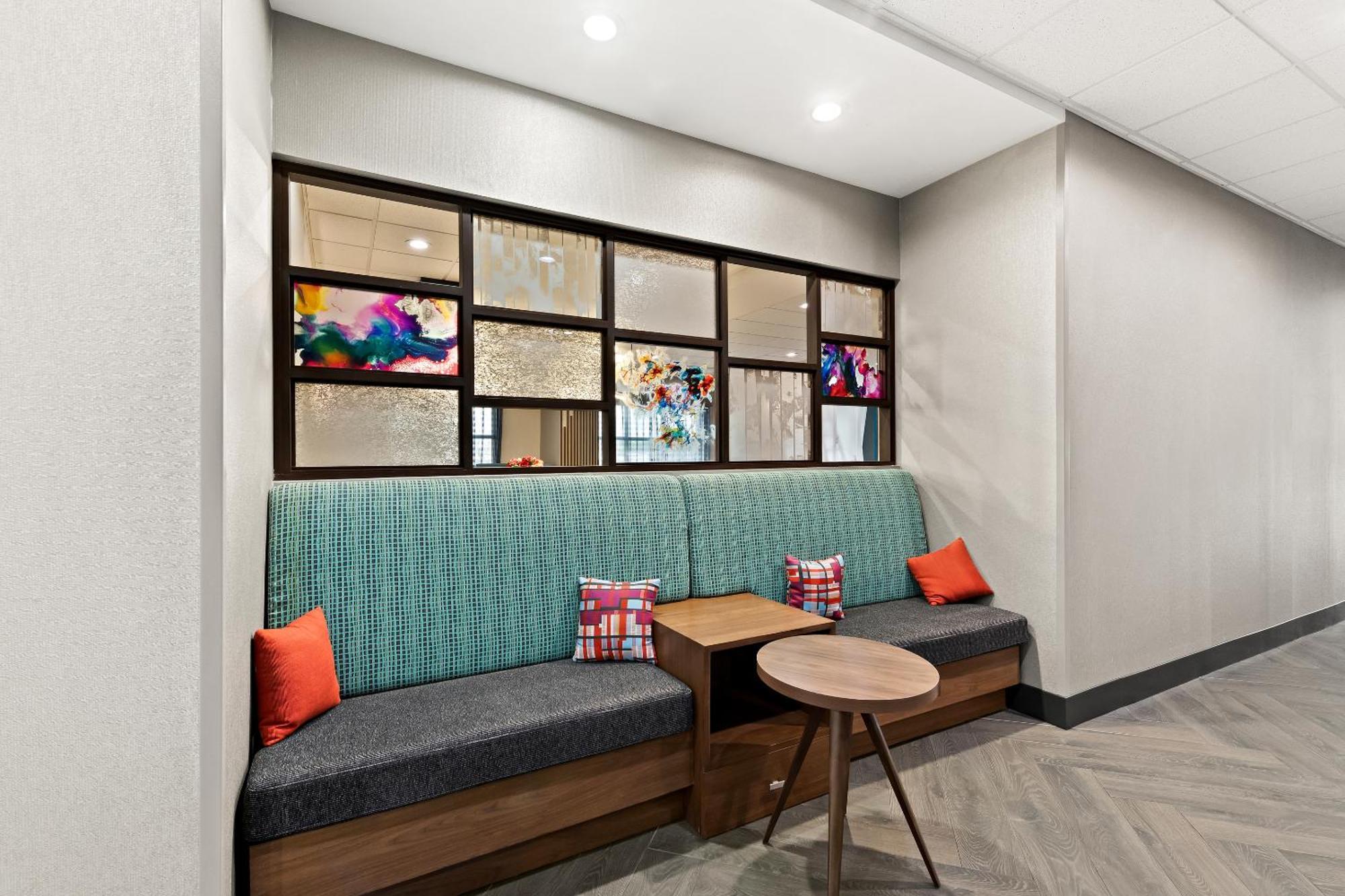Hampton Inn لونغفيو المظهر الخارجي الصورة