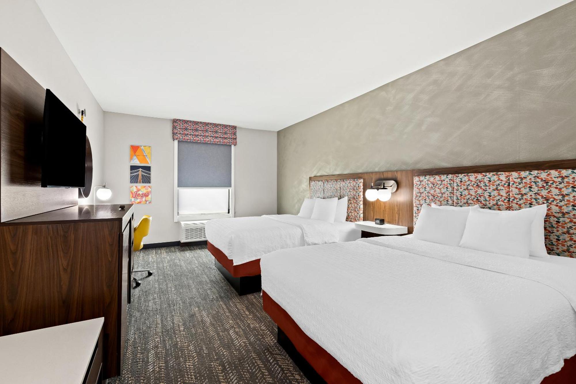 Hampton Inn لونغفيو المظهر الخارجي الصورة