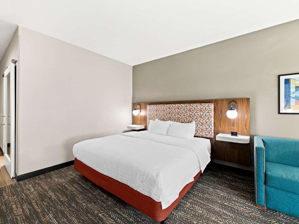 Hampton Inn لونغفيو الغرفة الصورة